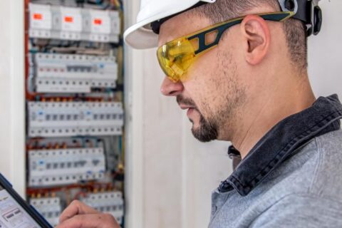 12 Signs You Need an Electrical Panel Upgrade